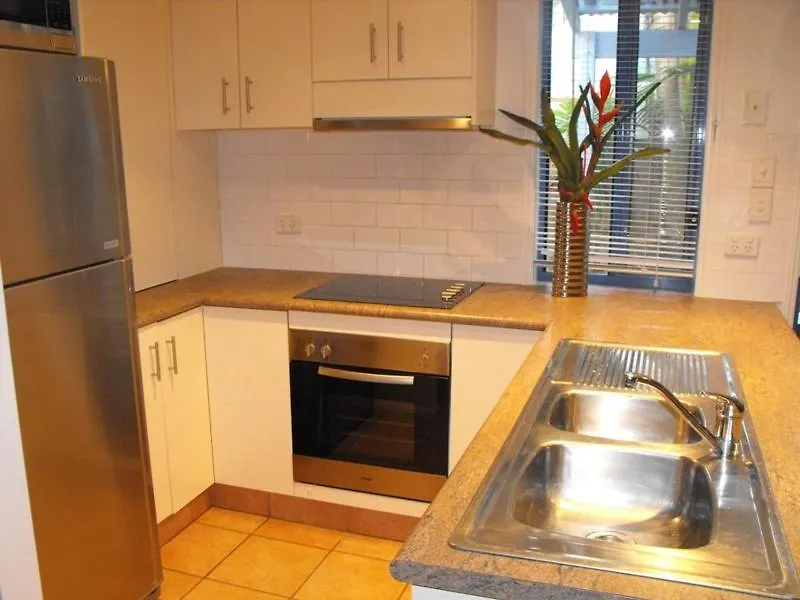 Vila Byron Bay Accom Unit 3 41 Childe Street - Belongil Beach Apartment